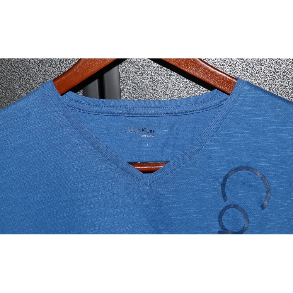 Calvin Klein Jeans V-Neck T-Shirt, Blue, Size L - Picture 3 of 3